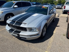 Used 2006  Ford Mustang 2dr Cpe at Maxx Loans near St&period; Adrian&comma; MI