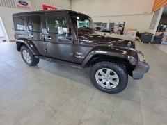 Used 2013  Jeep Wrangler Unlimited 4WD 4dr Sahara at Maxx Loans near St&period; Adrian&comma; MI