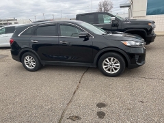 Used 2019  Kia Sorento L FWD at Maxx Loans near St. Adrian, MI