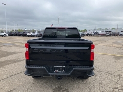 Used 2021 Chevrolet Silverado 1500 4WD Crew Cab LT Trail Boss at Maxx Loans near ,