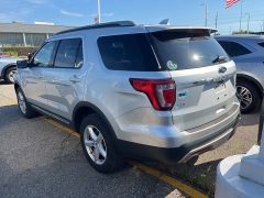 Used 2017 Ford Explorer 4d SUV 4WD XLT Ecoboost at Suburban Ford of Sterling Heights near Sterling Heights, MI