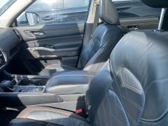 Used 2022  Nissan Pathfinder Platinum 4WD at Maxx Loans near St&period; Adrian&comma; MI