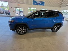 Used 2025  Jeep Compass Limited 4x4 at Maxx Loans near St&period; Adrian&comma; MI