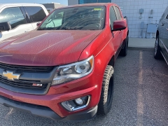Used 2019 Chevrolet Colorado 4WD Crew Cab 128.3" Z71 at Suburban Ford of Sterling Heights near Sterling Heights, MI