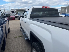 Used 2016 GMC Sierra 1500 4WD Double Cab SLE at Suburban Ford of Sterling Heights near Sterling Heights, MI