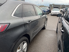 Used 2017 Ford Edge 4d SUV AWD SEL V6 at Suburban Ford of Sterling Heights near Sterling Heights, MI