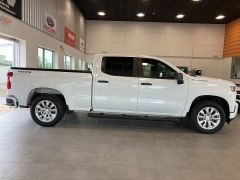 Used 2021 Chevrolet Silverado 1500 4WD Crew Cab Custom at Maxx Loans near St. Adrian, MI