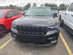 Used 2024  Jeep Grand Cherokee Altitude 4x4 at Maxx Loans near St&period; Adrian&comma; MI