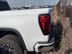 Used 2022 GMC Sierra 1500 4WD Crew Cab AT4 at Suburban Ford of Sterling Heights near Sterling Heights, MI