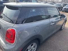 Used 2019  MINI Hardtop 2 Door Cooper FWD at Maxx Loans near St&period; Adrian&comma; MI