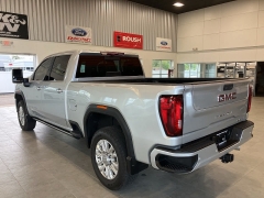 Used 2022  GMC Sierra 3500HD 4WD Crew Cab Denali at Maxx Loans near St. Adrian, MI