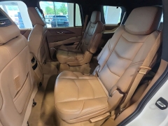 Used 2017  Cadillac Escalade 4d SUV 4WD Platinum at Maxx Loans near St&period; Adrian&comma; MI