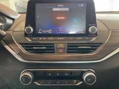 Used 2024  Nissan Altima 2&period;5 SV Sedan at Maxx Loans near St&period; Adrian&comma; MI