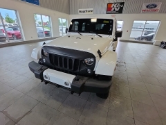 Used 2016  Jeep Wrangler Unlimited 4WD 4dr Sahara at Maxx Loans near St&period; Adrian&comma; MI