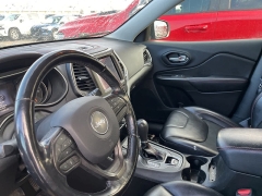 Used 2020  Jeep Cherokee Trailhawk 4x4 at Maxx Loans near St&period; Adrian&comma; MI
