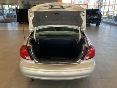 Used 2000  Ford Taurus 4d Sedan SES at Maxx Loans near St. Adrian, MI