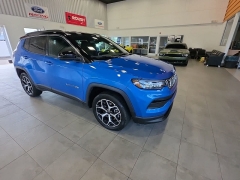 Used 2025  Jeep Compass Limited 4x4 at Maxx Loans near St&period; Adrian&comma; MI