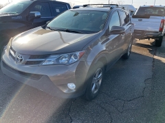 Used 2015  Toyota RAV4 4d SUV AWD XLE at Maxx Loans near St&period; Adrian&comma; MI