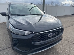 Used 2025  Ford Escape ST-Line FWD at Maxx Loans near St&period; Adrian&comma; MI