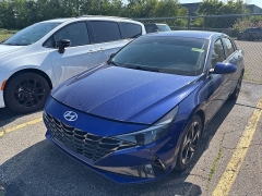 Used 2023  Hyundai Elantra Limited IVT at Maxx Loans near St&period; Adrian&comma; MI