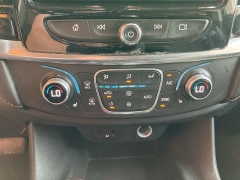 Used 2020 Chevrolet Traverse 4d SUV AWD LT Cloth w/1LT at Suburban Ford of Sterling Heights near Sterling Heights, MI