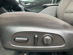 Used 2020 Chevrolet Malibu 4d Sedan LT at Maxx Loans near ,
