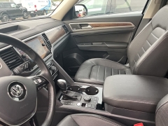Used 2018 Volkswagen Atlas 3.6L V6 SEL Premium 4MOTION at Suburban Ford of Sterling Heights near Sterling Heights, MI