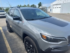 Used 2022  Jeep Cherokee Trailhawk 4x4 at Maxx Loans near St&period; Adrian&comma; MI