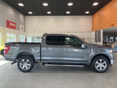 Used 2021  Ford F-150 LARIAT 4WD SuperCrew 5.5' Box at Maxx Loans near St. Adrian, MI
