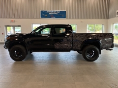Used 2017 Toyota Tacoma 4WD Double Cab V6 Auto Limited at Maxx Loans near St. Adrian, MI