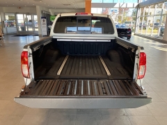 Used 2015  Nissan Frontier 2WD Crew Cab SWB Auto SV at Maxx Loans near St. Adrian, MI