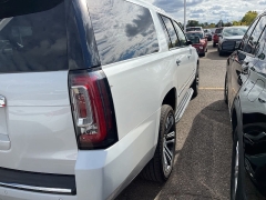 Used 2017 GMC Yukon XL 4d SUV 4WD Denali at Maxx Loans near St. Adrian, MI