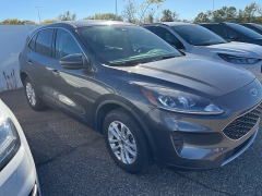 Used 2020 Ford Escape 4d SUV AWD SE at Suburban Ford of Sterling Heights near Sterling Heights, MI