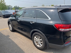 Used 2016 Kia Sorento FWD 4dr 2.4L LX at Maxx Loans near St. Adrian, MI