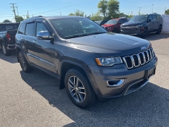 Used 2017 Jeep Grand Cherokee Limited 4x4 at Suburban Ford of Sterling Heights near Sterling Heights, MI