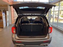 Used 2022 Ford Explorer Platinum 4WD at Suburban Ford of Sterling Heights near Sterling Heights, MI