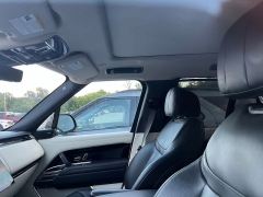 Used 2023  Land Rover Range Rover P530 SE SWB at Maxx Loans near St&period; Adrian&comma; MI