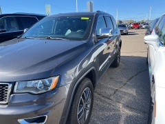 Used 2018 Jeep Grand Cherokee Limited 4x4 at Suburban Ford of Sterling Heights near Sterling Heights, MI