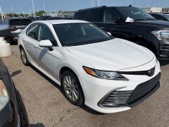 Used 2022 Toyota Camry LE Auto AWD at Maxx Loans near ,