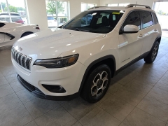 Used 2021  Jeep Cherokee Latitude Lux 4x4 at Maxx Loans near St&period; Adrian&comma; MI