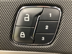 Used 2015  Lincoln MKZ Hybrid 4d Sedan at Maxx Loans near St&period; Adrian&comma; MI