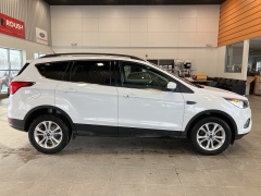 Used 2019  Ford Escape 4d SUV 4WD SEL at Maxx Loans near St&period; Adrian&comma; MI