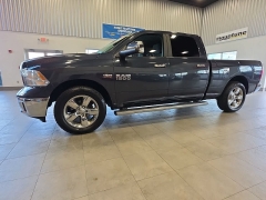 Used 2017  Ram 1500 4WD Crew Cab 149" Big Horn at Maxx Loans near St&period; Adrian&comma; MI