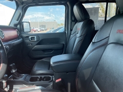 Used 2021 Jeep Gladiator Rubicon 4x4 at Maxx Loans near ,