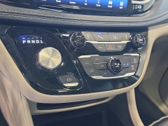 Used 2023  Chrysler Pacifica Limited FWD at Maxx Loans near St&period; Adrian&comma; MI