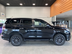Used 2021 Lexus GX GX 460 Premium 4WD at Suburban Ford of Sterling Heights near Sterling Heights, MI