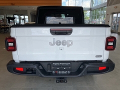 Used 2020 Jeep Gladiator Overland 4x4 at Suburban Ford of Sterling Heights near Sterling Heights, MI