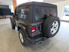 Used 2020  Jeep Wrangler Sport S 4x4 at Maxx Loans near St&period; Adrian&comma; MI