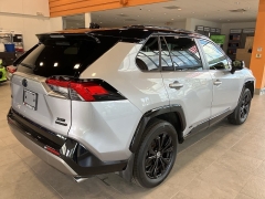 Used 2022 Toyota RAV4 Hybrid XSE AWD at Suburban Ford of Sterling Heights near Sterling Heights, MI