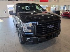 Used 2017  Ford F-150 4WD SuperCrew 5&period;5' Box at Maxx Loans near St&period; Adrian&comma; MI